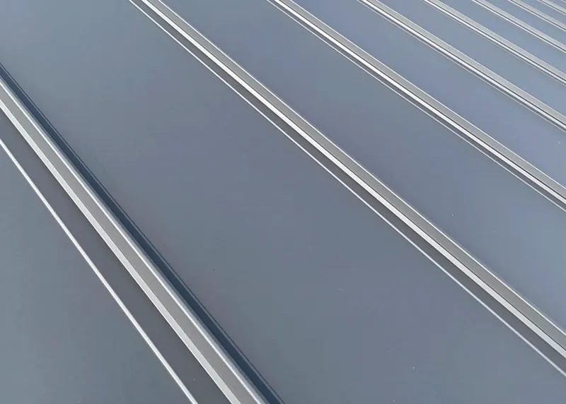 ガルバリウム鋼板屋根